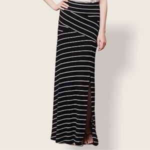 Anthropologie Bordeaux Black & White Striped Jersey Maxi Skirt Sz S